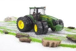 BRUDER 03052 - John Deere 7930 Mit Zwillingsbereifung -Kinderspielzeug bruder john deere 7930 mit zwillingsbereifung 03052