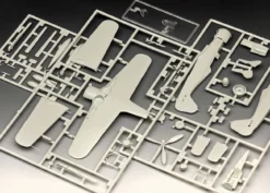 Revell 03898 - Focke Wulf Fw190 F-8 -Kinderspielzeug revell 03898 focke wulf fw190 f 8 modell