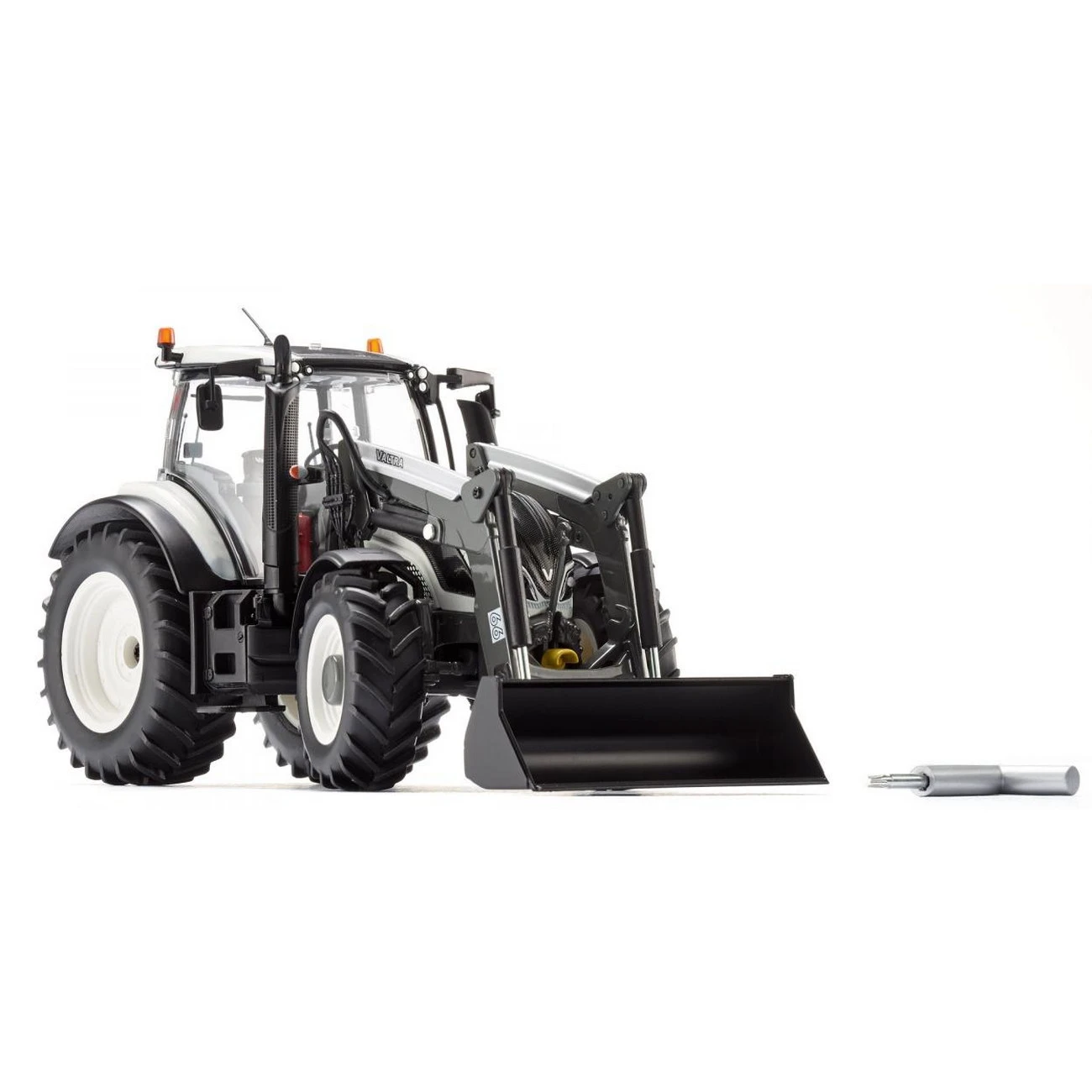 WIKING 077815 - Valtra T174 Mit Frontlader 1 WIKING 077815 - Valtra T174 Mit Frontlader